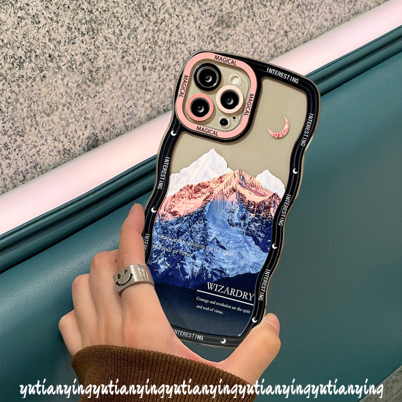 IPHONE Fantasy Sun Snow Mountain Case Kompatibel Untuk Iphone11Xr 12 13 14 Pro Max X XS Max 7 8 6 6s 14 Plus SE 2020 Wavy Edge Soft Tpu Phone Cover