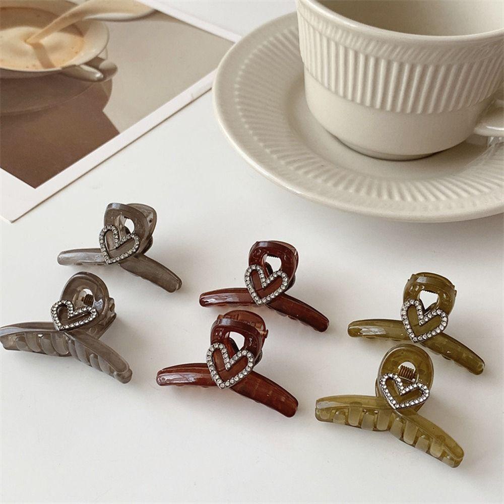 Mxbeauty Wanita Mini Hiu Klip Fashion Perhiasan Temperamen Halus Rambut Ambil Klip Gadis Acetic Hadiah Hiasan Kepala Berlian Imitasi Gaya Korea Klip Rambut