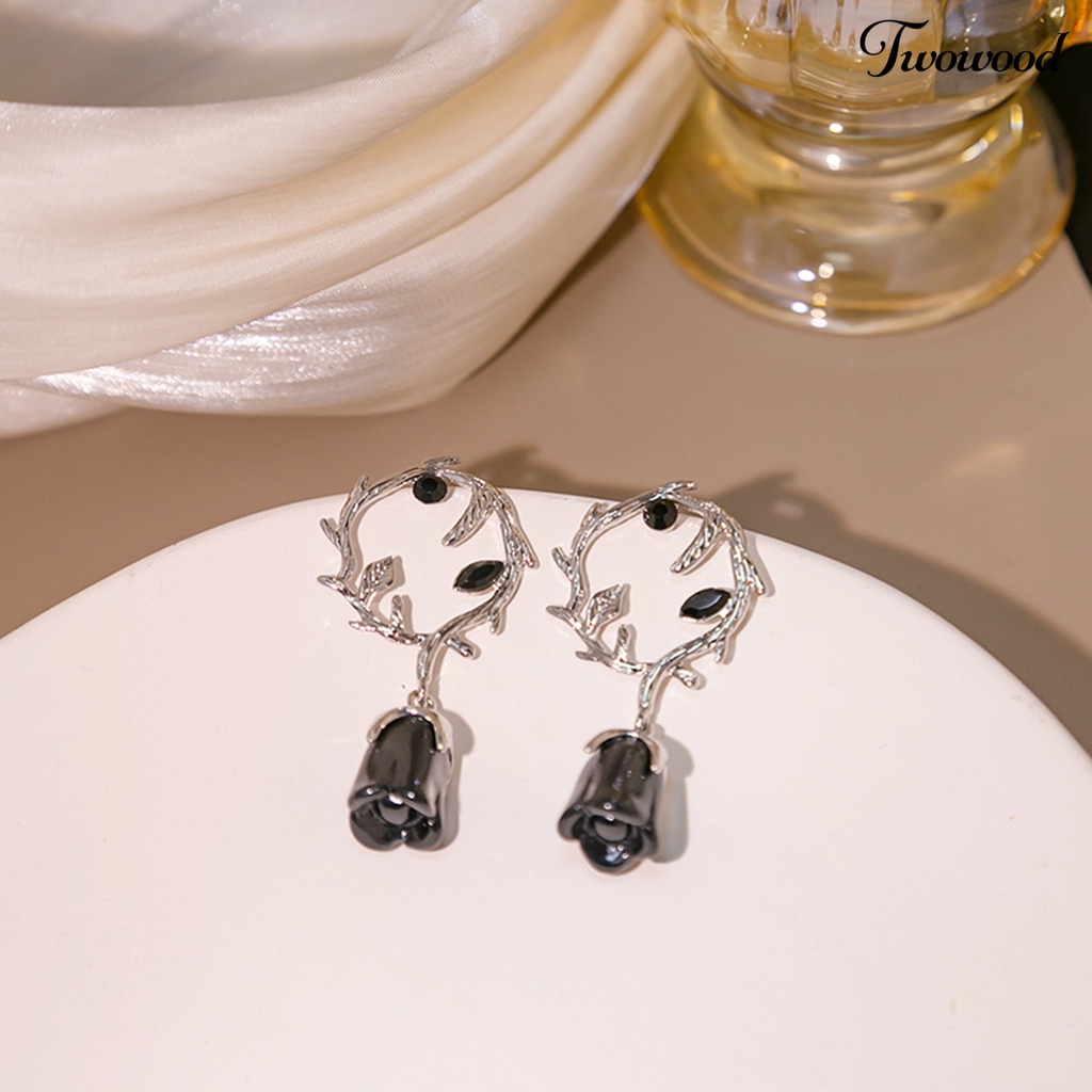 Twowood 1pasang Anting Stud Gothic Keren Duri Rotan Geometris Electroplating Hias Hadiah Hari Kasih Sayang Wanita Bunga Mawar Liontin Anting Perhiasan Untuk Pacar