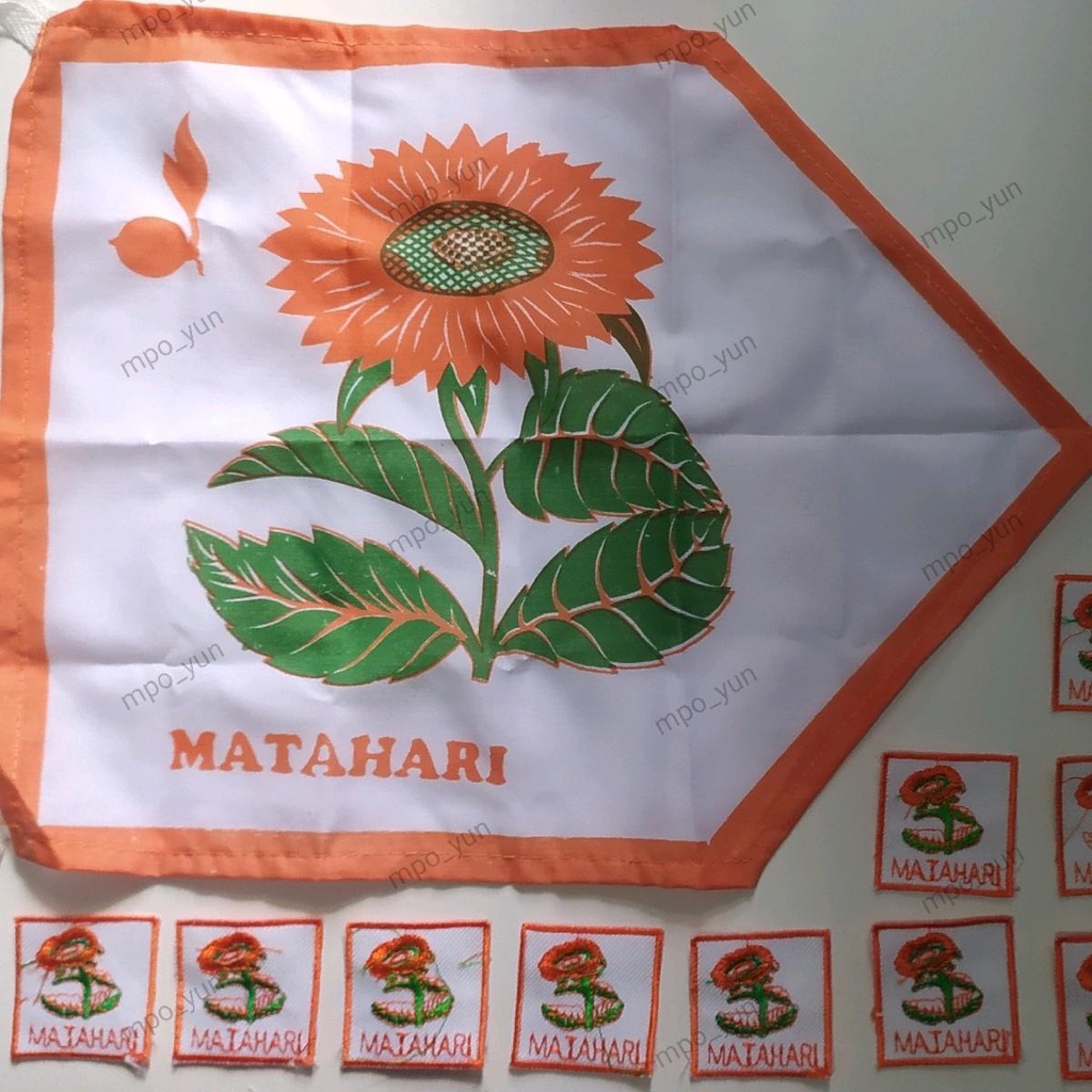

1 set tanda regu pramuka putri bunga matahari, terdapat 10 pcs bordir dan 1 pcs bendera