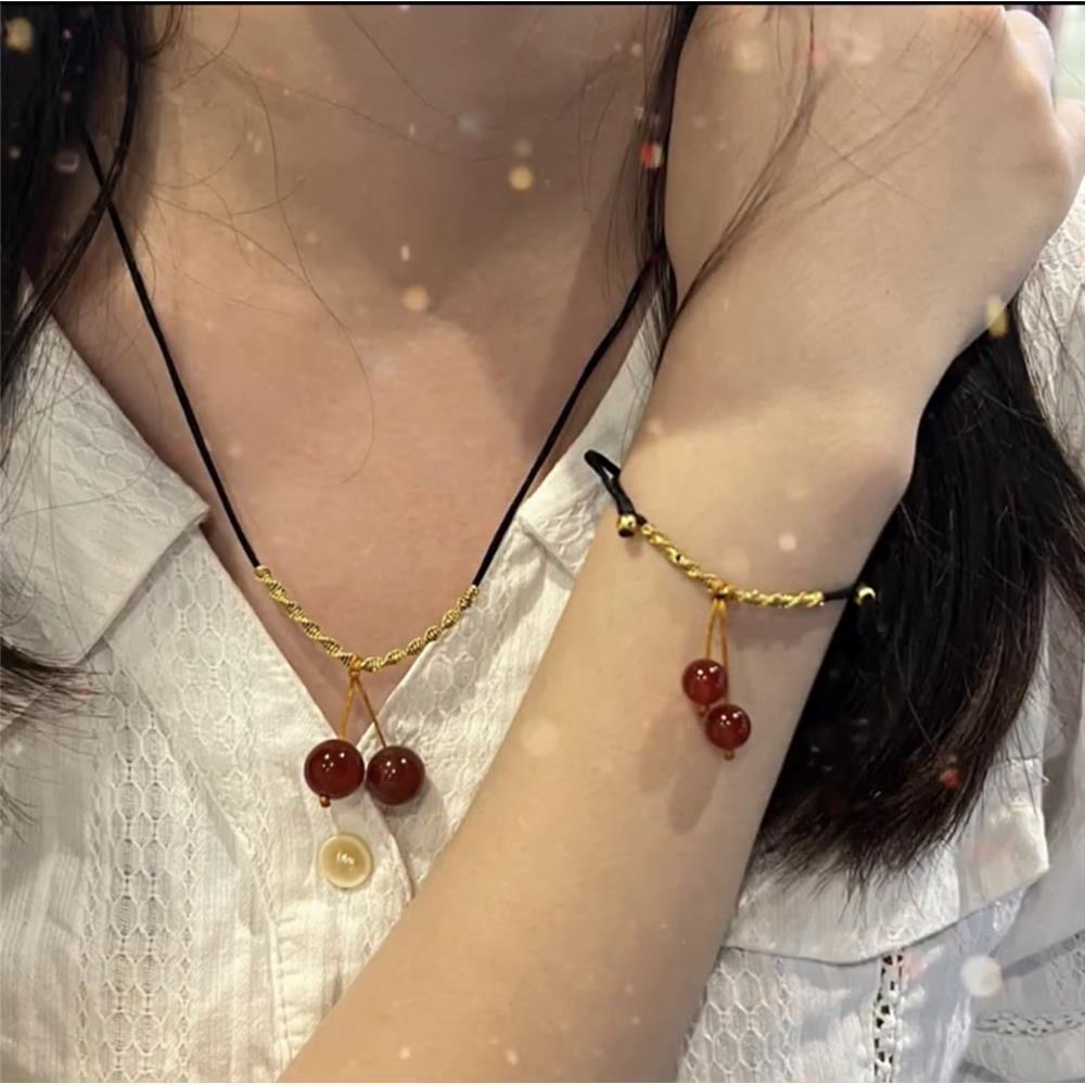 Kalung Gelang Cherry Kacang Akasia Pakaian Wanita Manik-Manik Keberuntungan Tenun Tangan Rantai Klavikula Hadiah Untuk Pacar Siswa