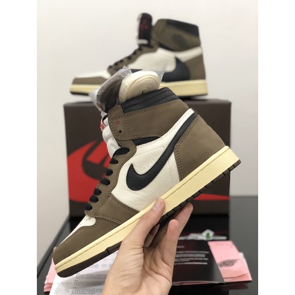 Sepatu Nike Air Jordan 1 Retro High Travis Scott BNIB