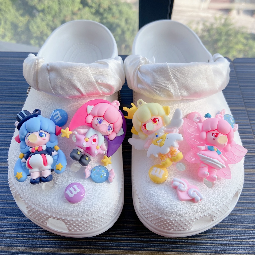 ✨Jepitan sepatu ini tidak akan mengecewakanmu ❤️ Aksesoris sepatu Crocs - jepitan sepatu lubang-lubang. Anggaran kecil, transformasi besar sepatu lubang-lubangmu 🪄 Kenakan jepitan sepatu ini dan rasakan kebahagiaan yang berderak setiap hari ✨