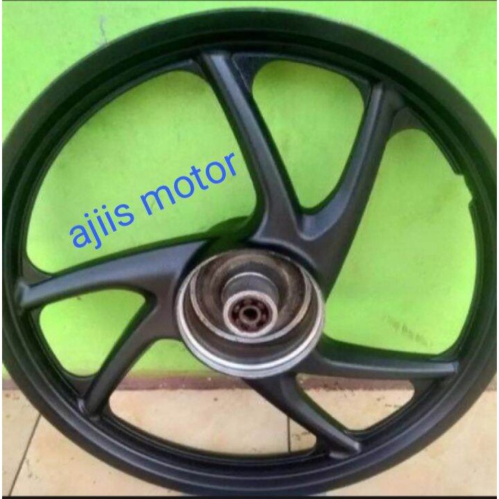 velg pelek racing BELAKANG HONDA REVO lama