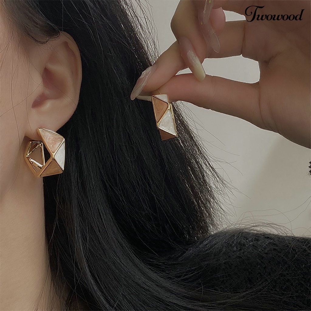 Twowood 1pasang Anting Stud Vintage Temperamen Geometris Sederhana Meriah Hias Warna Merah Wanita Belah Ketupat Liontin Drop Earrings Perhiasan Untuk Tahun Baru Cina