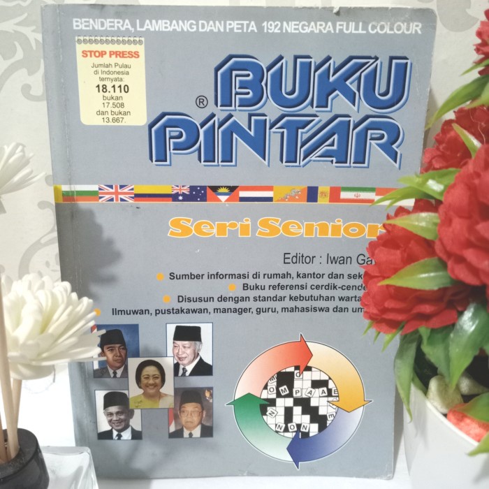 BUKU PINTAR SERI SENIOR by Iwan Gayo