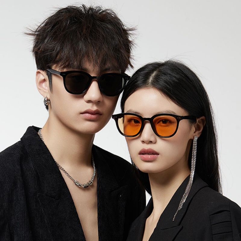 Magic789 Stylish Brown Lens Black Square Frame Sunglasses Untuk Pria Wanita Chic UV400 Protection Shades Aesthetic Shades Outdoor Driving Eyeglasses