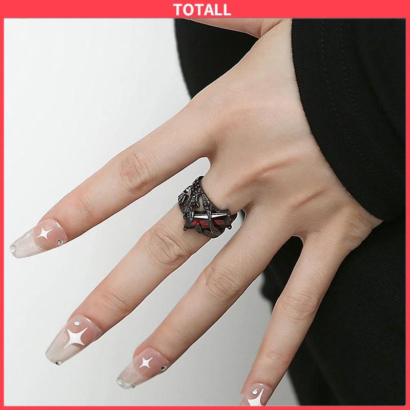 COD Cincin Retro Desain Geometris Merah Kepribadian Wanita Cincin Logam Tekstur Berongga Punk-Totall