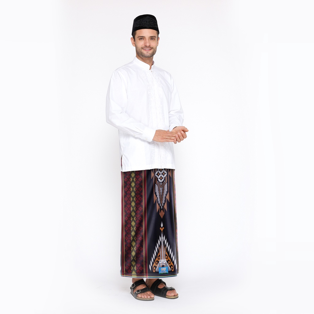 Sarung BHS Classic Gold Motif C45 DKA Hitam Merah 02