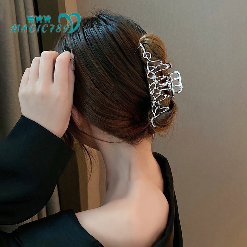 Papaozhu Gaya Geometris Cair Logam Cakar Rambut Klip Untuk Wanita Gadis Temperamen Perak Hollow Jepit Rambut Kreatif Ponytail Holder Aksesoris Harian