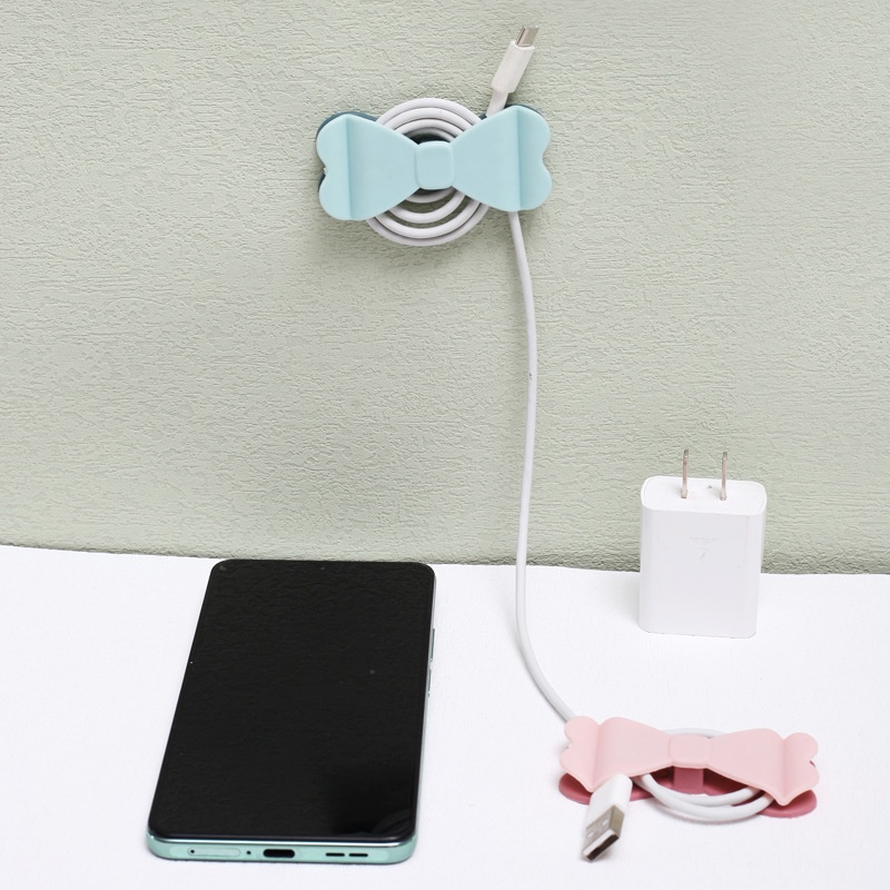 Bowtie Design Cable Organizer Silicone USB Cable Winder Klip Pengaturan Kabel Fleksibel Self-Adhesive Plug Fixed Clasp