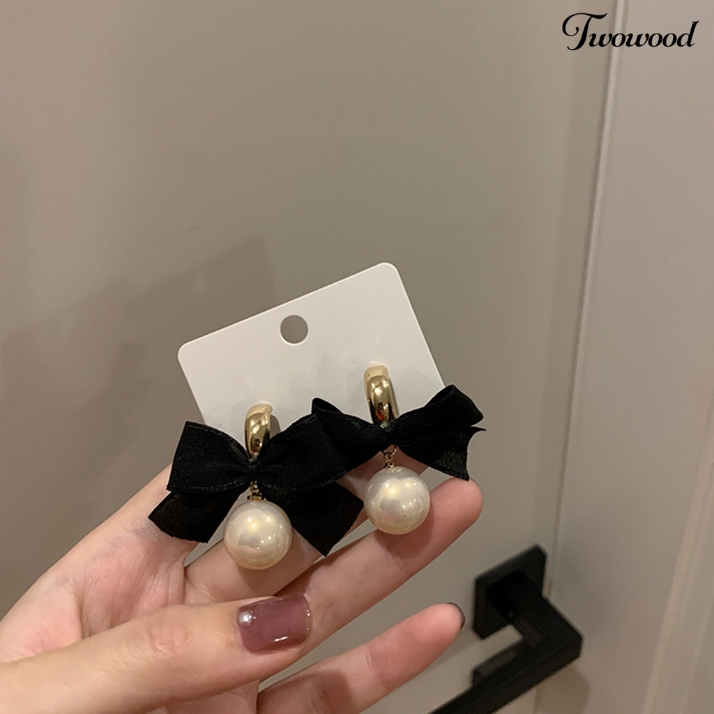 Twowood 1pasang Menjuntai Anting Retro Perancis Gaya Hitam Ikatan Simpul Elegan Hadiah High Gloss Mutiara Imitasi Wanita Drop Earrings Perhiasan Aksesoris