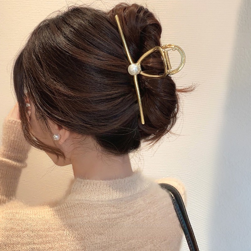 Fruits Grabbing Korea Minimalis Temperamen Klip Rambut Besar High -end Mutiara Hiu Aksesoris Rambut