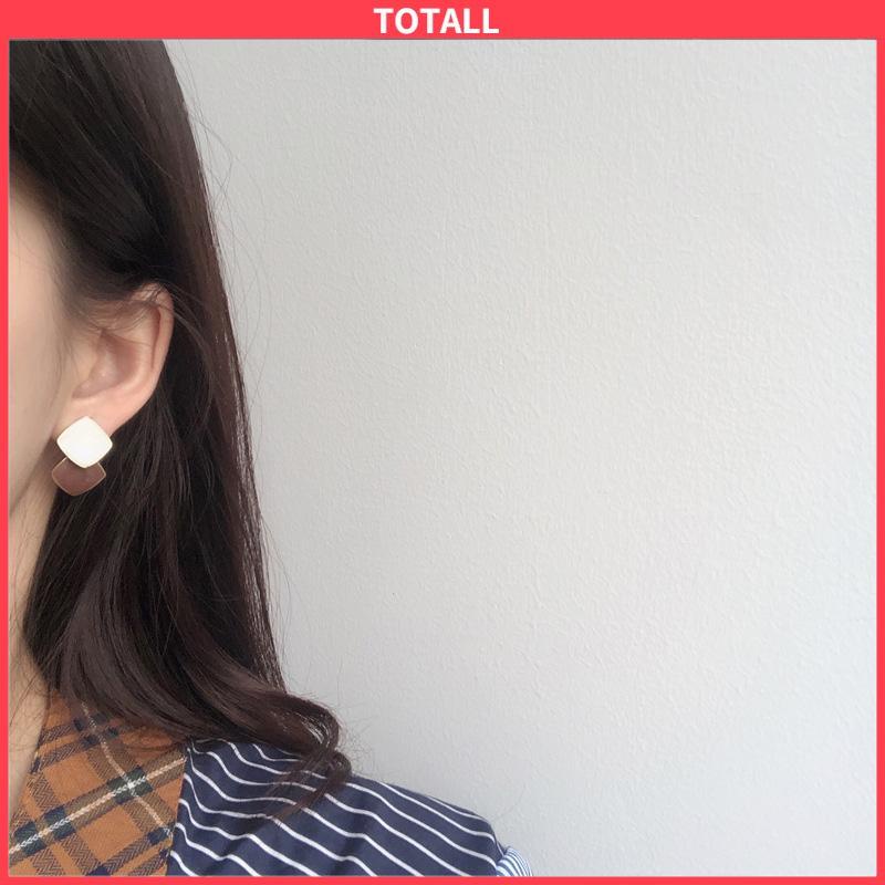 COD Anting Gaya Korea Kecil Baru Fashion Wanita Anting Retro Mutiara Stud Earrings -Totall