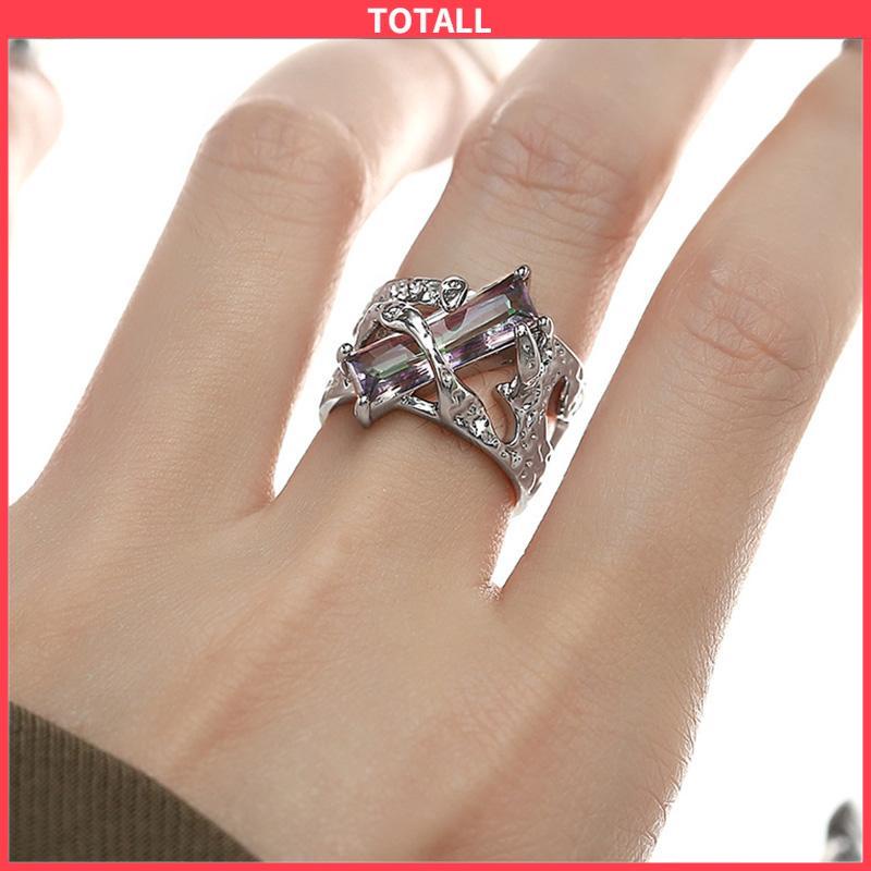 COD Cincin Retro Desain Geometris Merah Kepribadian Wanita Cincin Logam Tekstur Berongga Punk-Totall