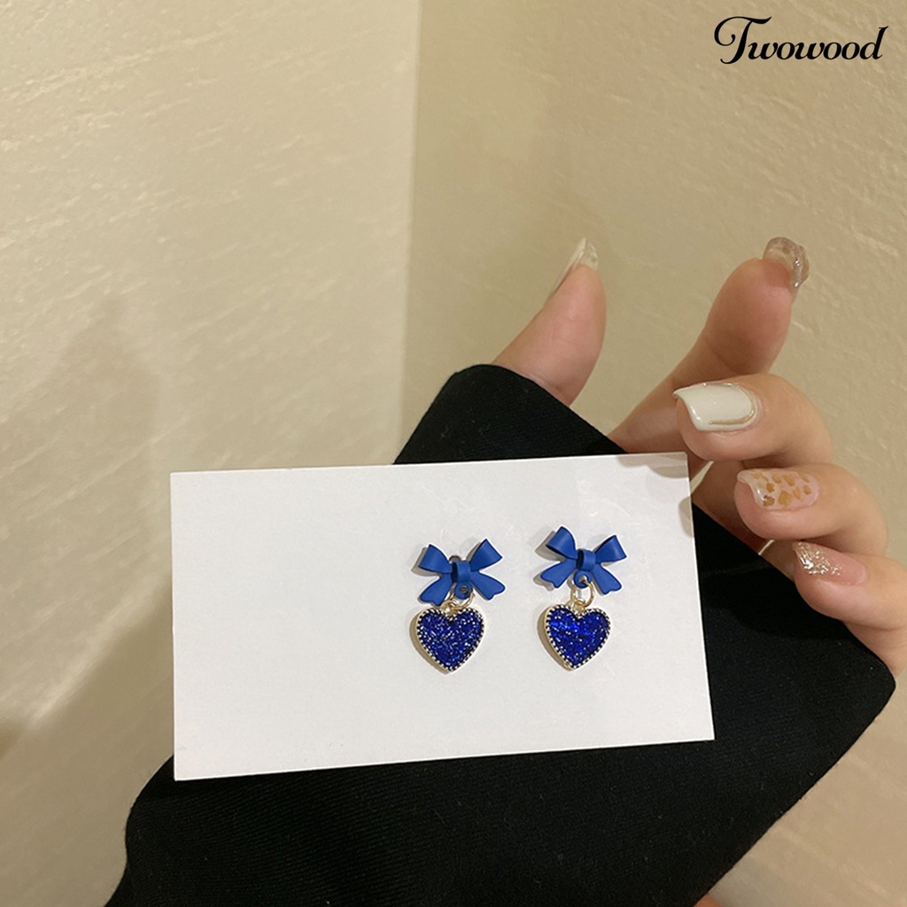 Twowood 1pasang Drop Earrings Glitter Ikatan Simpul Telinga Dekorasi Warna Biru Langit Temperamen Cinta Hati Hias Berlian Imitasi Anting Untuk Perjamuan