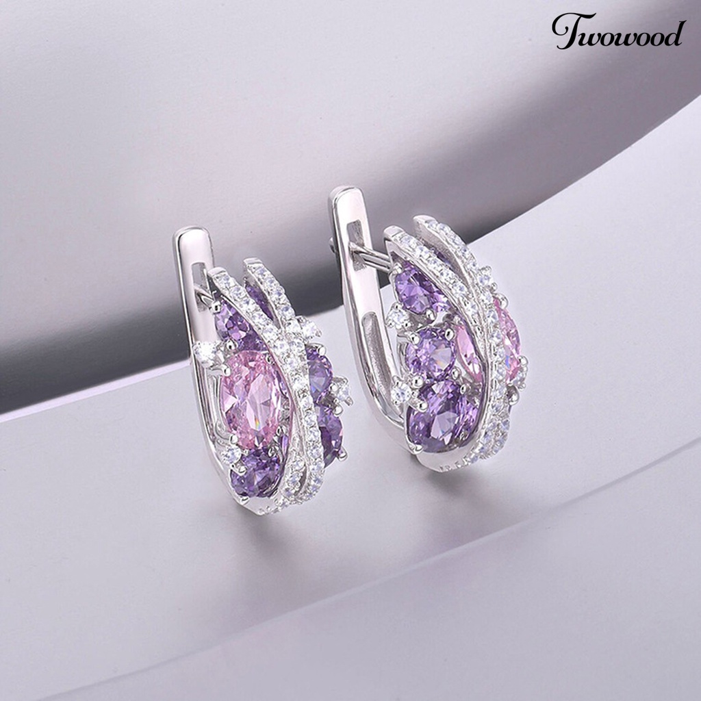 Twowood 1pasang Anting Pejantan Double-Layer X-Berbentuk Berongga Berkilau Temperamen Berlian Imitasi Dekorasi Tahan Luntur Retro Kreatif Cubic Zirconia Earrings Perhiasan Aksesori