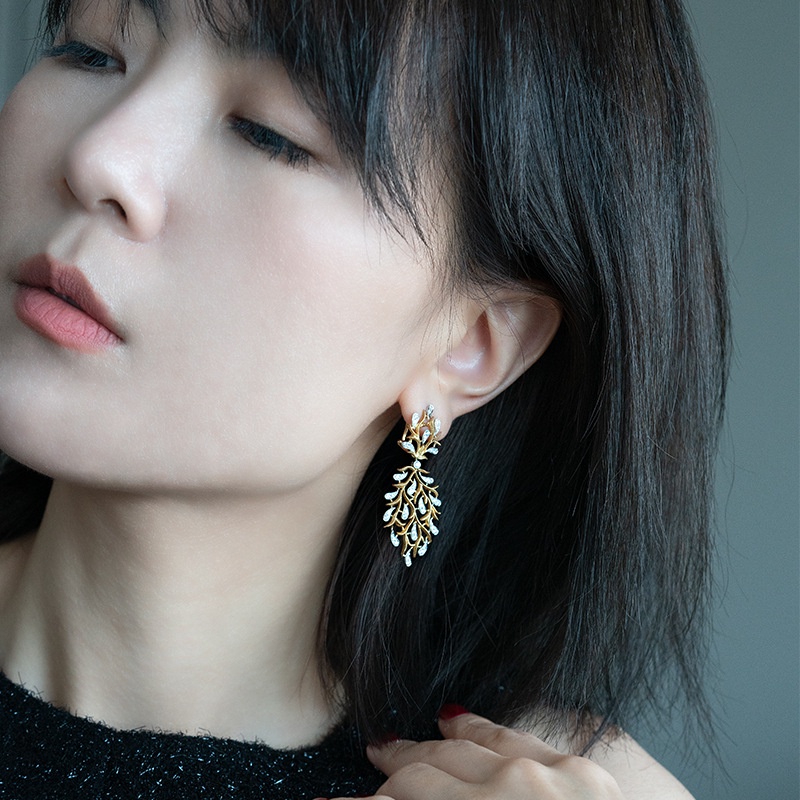 Goldkingdom Aksesoris Perhiasan Fashion Ready Stock Itali Ukiran Emas Asli Kadar 375 Anyaman Berongga Urat Pemodelan Telinga Drop Ear Studded Dengan Zircon Light Dan Smart Leaf Earrings Untuk Wanita