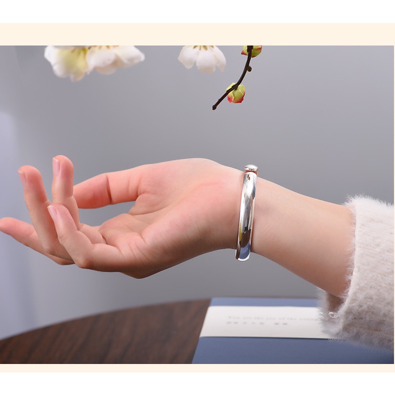 Goldkingdom Fashion Perhiasan Aksesoris Ready Stock Perak Berlapis Wajah Halus Hati Sutra Gelang Sederhana Fashion Wajah Halus Gelang Gaya Etnik Terbuka Perak Gelang Handpiece
