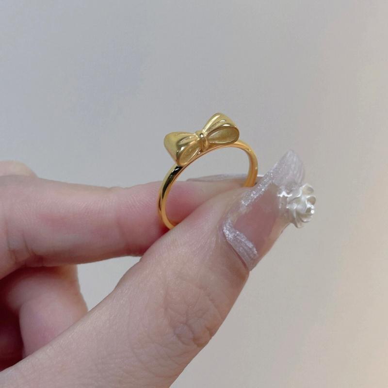 Cincin Titanium Wanita Emas 18K Anti Karat Tidak Luntur Cute Bow Ring Korea