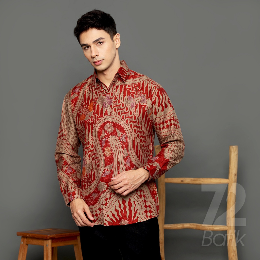 BAJU BATIK COUPLE Kemeja Celana Kulot Batik Pria Lengan Panjang Slimfit Premium Parang Kupu Merah 723254 Cap 72 - Baju Kemeja Atasan Pakaian Batik Couple Cople Pria Cowok Laki Laki Remaja Keluarga Lengan Panjang Modern Slimfit Premium Kekinian