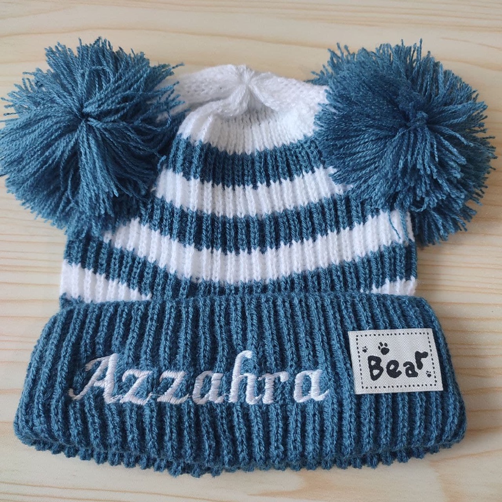 Kupluk Bayi Pom Motif Salur Label Bear Pompom Custom Bordir Nama Kupluk Anak Lembut