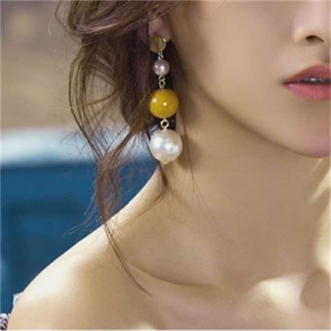 S925 Jarum Perak Korea Manik-Manik Mutiara Warna Panjang Merangkai Kuning Anting Earrings Wanita