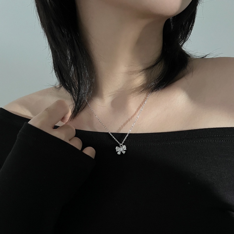 2023baru Berlian Bowlane Kalung Gaun Liar Pribadi Klavikula Rantai