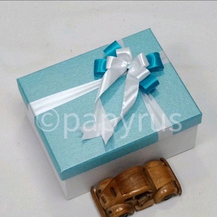

⭐BISA COD⭐ Papyrus Kombinasi 17,5x22,5 tinggi 10cm Kotak Kado Gift Box Hadiah - Slide Foto 1