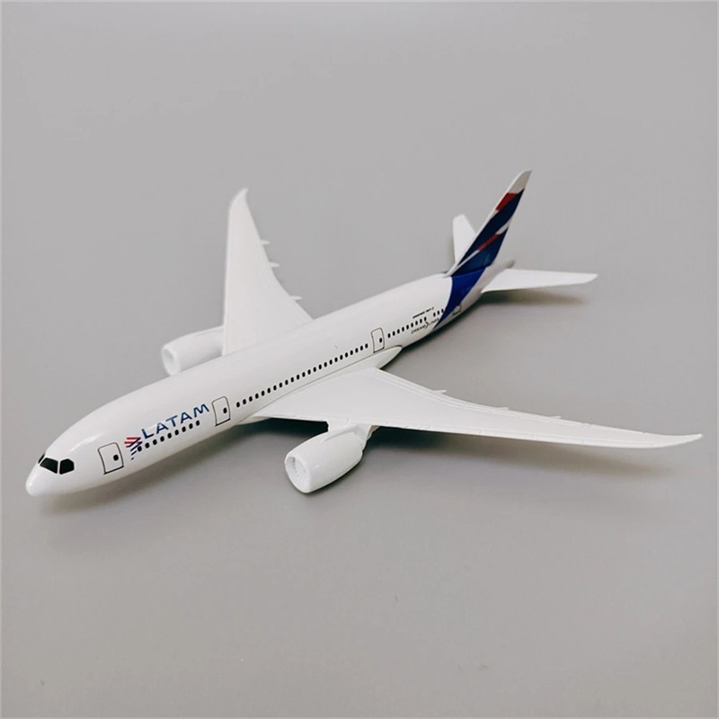 LATAM Airlines Boeing 787 Aircraft Model South America B787 Alloy Diecast Airplane Plane Aviation Collection