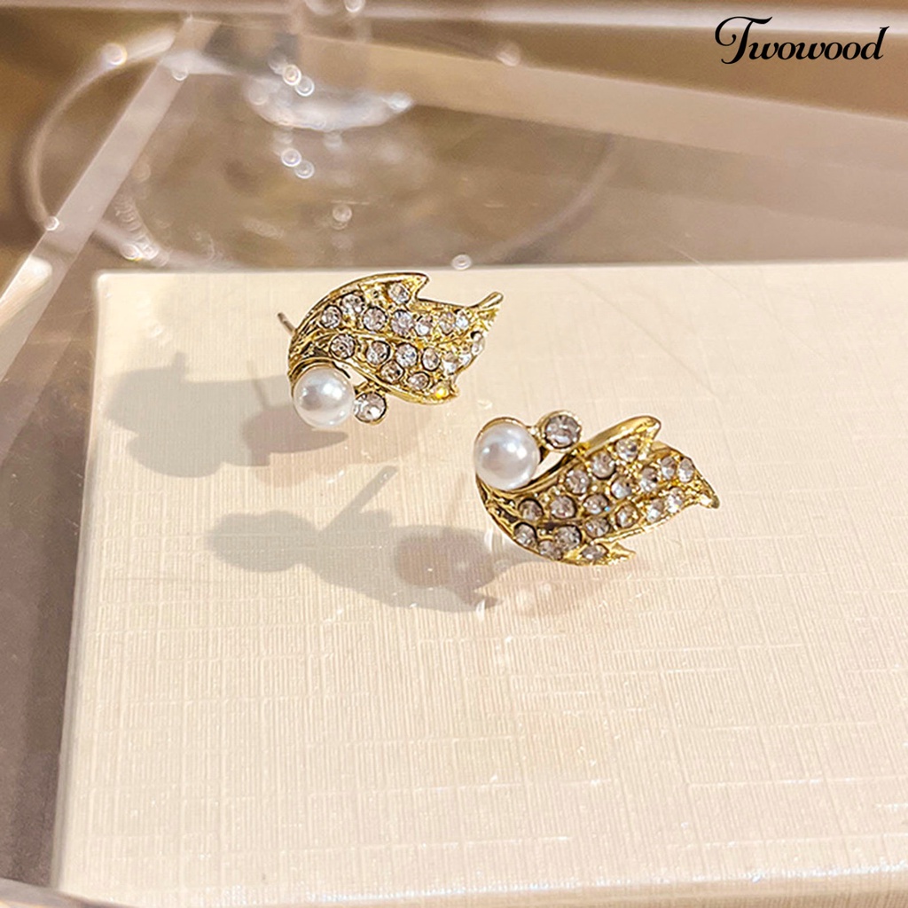 Twowood 1pasang Ear Studs Geometric Shiny Full Rhinestones Sparkling Electroplating Hias Hadiah Wanita Maple Leaf Stud Earrings Musim Gugur Perhiasan Fashion Aksesori