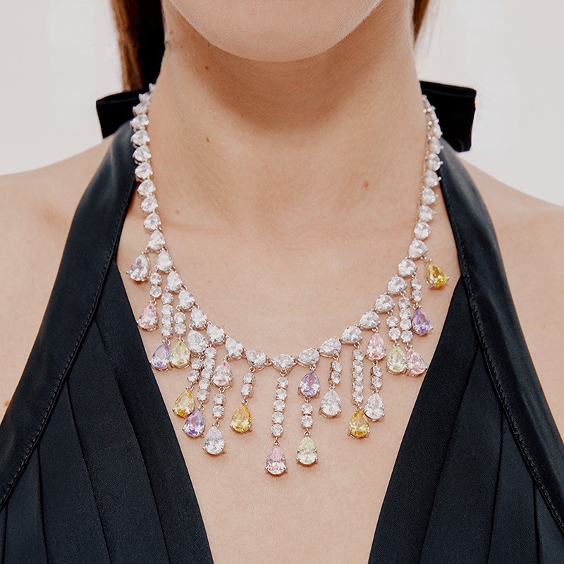 Goldkingdom Fashion Perhiasan Aksesoris Ready Stock Desain Industri Berat Tetesan Air Rumbai Kalung Untuk Anak Perempuan Minor Ringan Mewah Triple Layer Choker Necklace