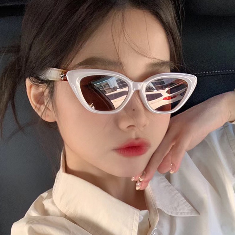 (YUZHU) Y2k Bintang Mata Kucing Jelly Bingkai Kacamata Hitam Perempuan INS Gaya Babes Anti UV Sunglasses