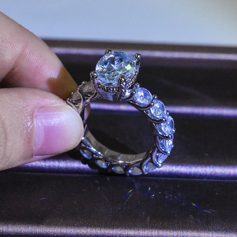 Goldkingdom Aksesoris Perhiasan Fashion Ready Stock Cincin Moissanite Berlian Penuh, Berlian Hancur, Berbentuk Potong Oval Cabang Empat Pertunangan Cincin