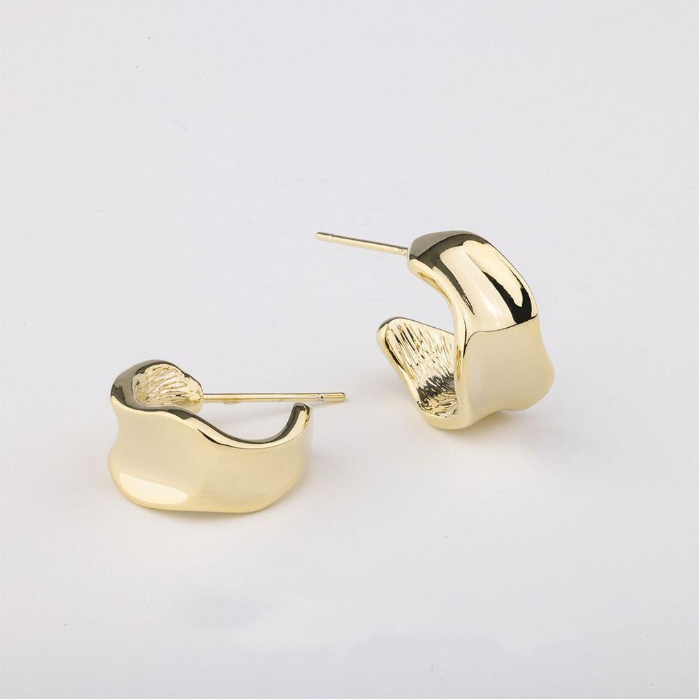 Mxbeauty Anting Tekstur Logam Trendi Menawan Mewah Punk Temperamen Sederhana Wanita Ear Stud