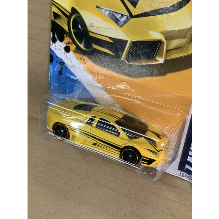 Hotwheels Lamborghini Reventon Kuning 2011