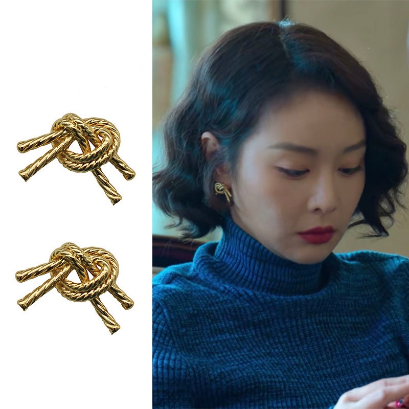 Badai Chen Shuting Kakak Mertua Gaya Yang Sama Diikat Metal Gaya Keren Anting Fashion Unik