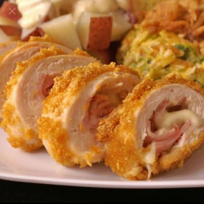 

Best SELLER Chicken Cordon Bleu Roll Ayam Gulung Keju Mozzarella Smoked Beef 5 pcs