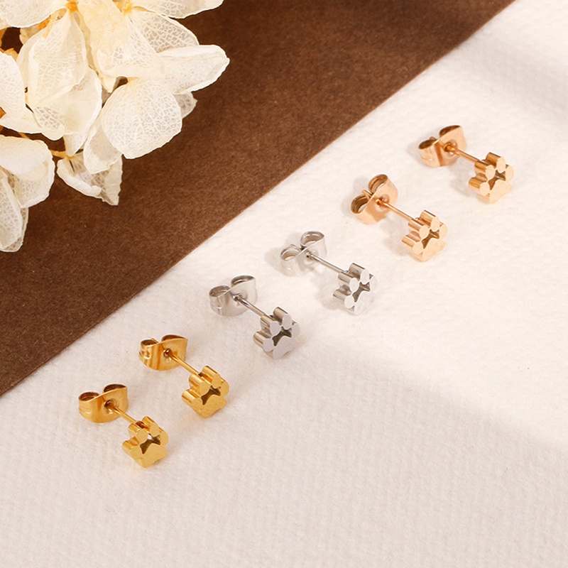 Anting Pejantan Motif Kaki Anjing Bahan Stainless Steel Perak Puppy Stud Earrings