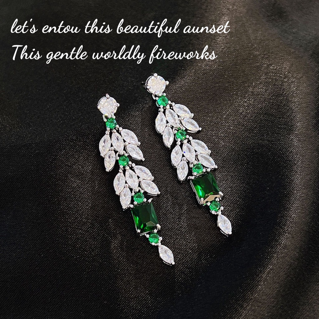 Goldkingdom Aksesoris Perhiasan Fashion Ready Stock Couture Jewelry Desain Anting Emerald Wizard Of Oz Untuk Wanita