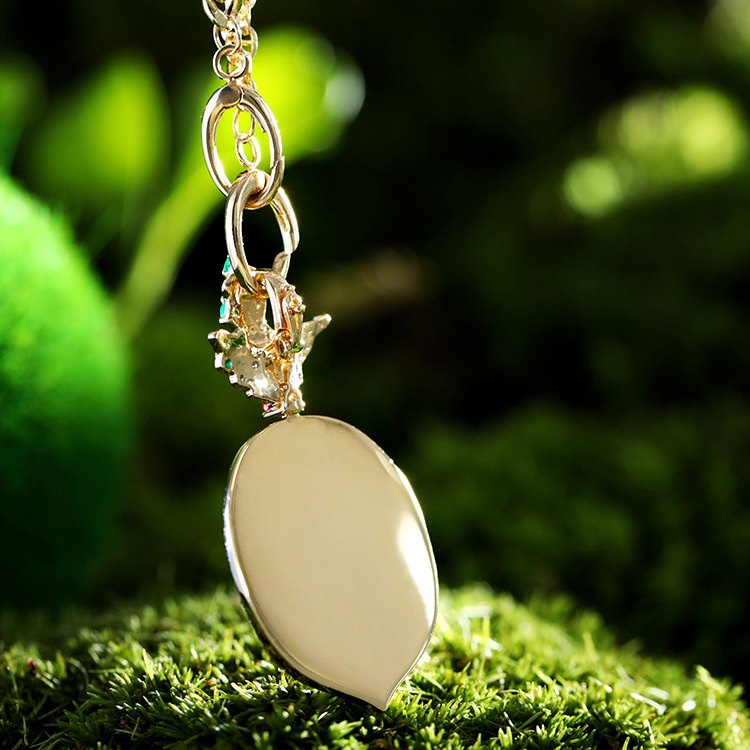 Goldkingdom Fashion Perhiasan Aksesoris Ready Stock Emas Asli Kadar 375 Koin Kelinci Kalung Baru Mewah Industri Berat Plating Emas Asli Kadar 375 18k Zodiak Kelinci Liontin Perempuan