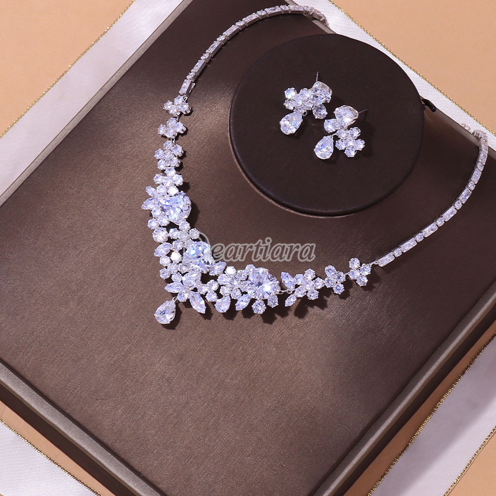 Stylish Temperament Bridal Jewelry Two-piece Suit Dress Accessories Love Zircon Necklace Set