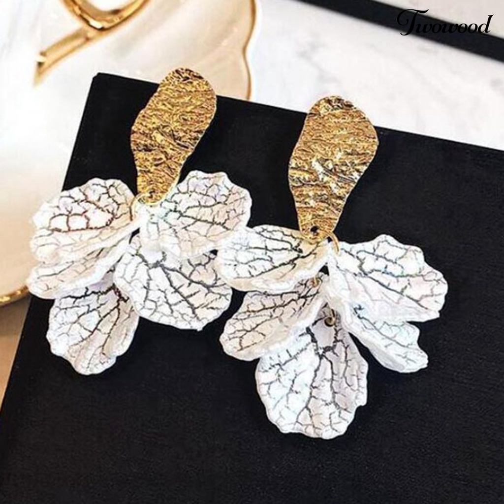 Twowood 1pasang Drop Earrings Kelopak Bunga Liontin Berlebihan Electroplating Kresek Shell High Gloss Berdandan Fashion Item Trendi Wanita Menjuntai Anting Perlengkapan Kostum