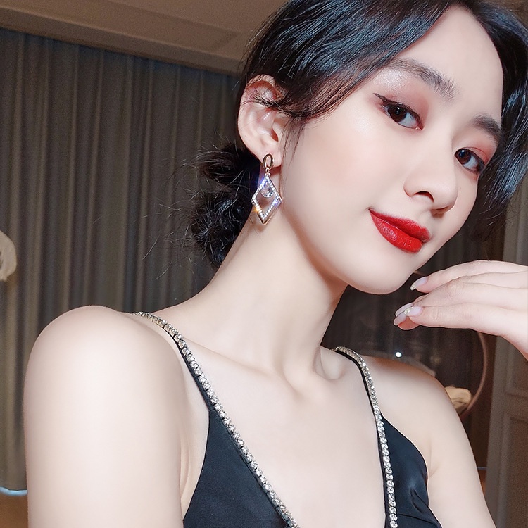 S925 Jarum Perak Korea Geometris Berongga Berbentuk Berlian Trendi Kepribadian Temperamen All-Match Zirkon Anting Earrings Wanita