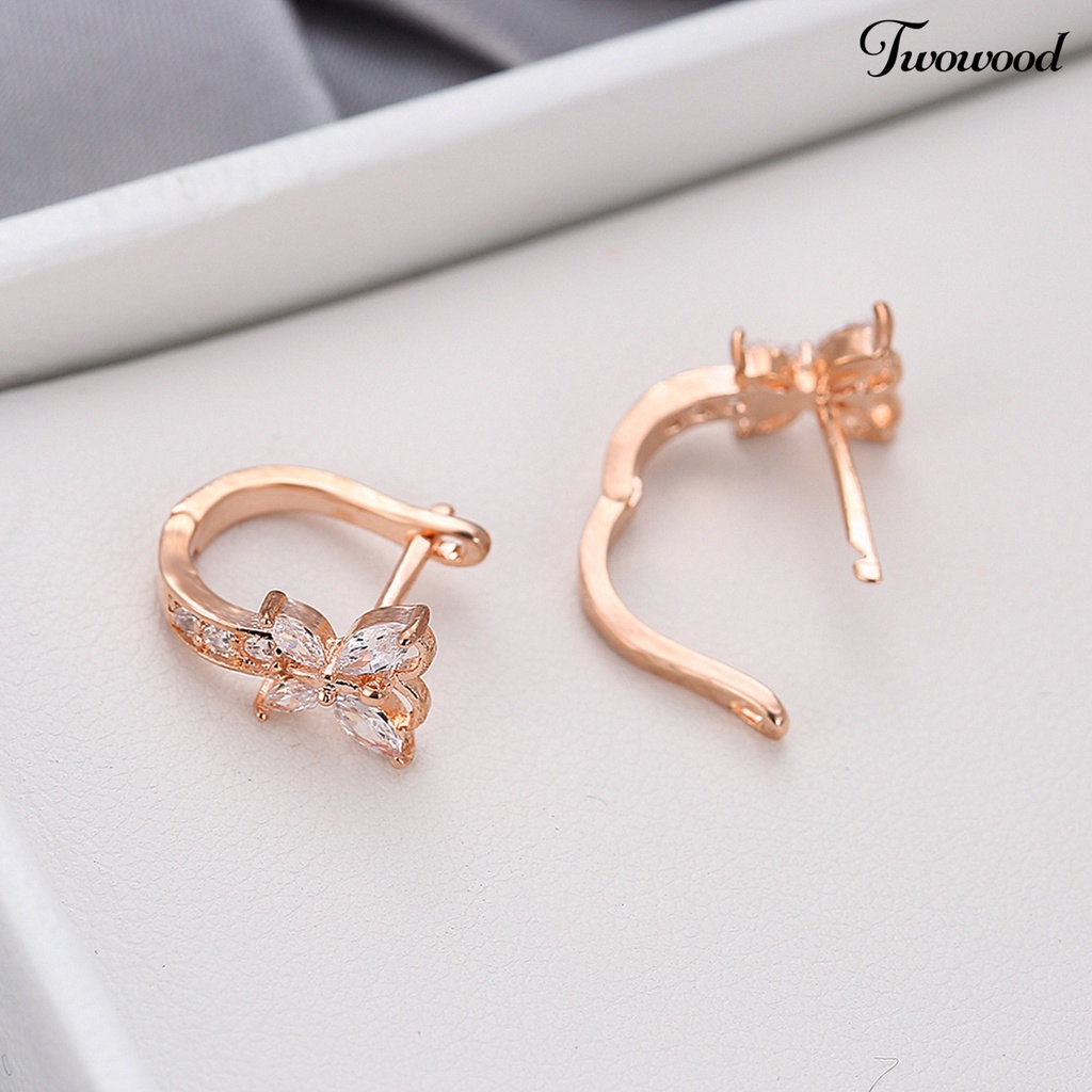 Twowood 1pasang Anting Hoop Vintage Pendek Gaya Pastoral Shiny Cubic Zirconia Hias Hadiah Valentine Wanita Butterfly Shaped Menjuntai Earrings Perhiasan Gadis