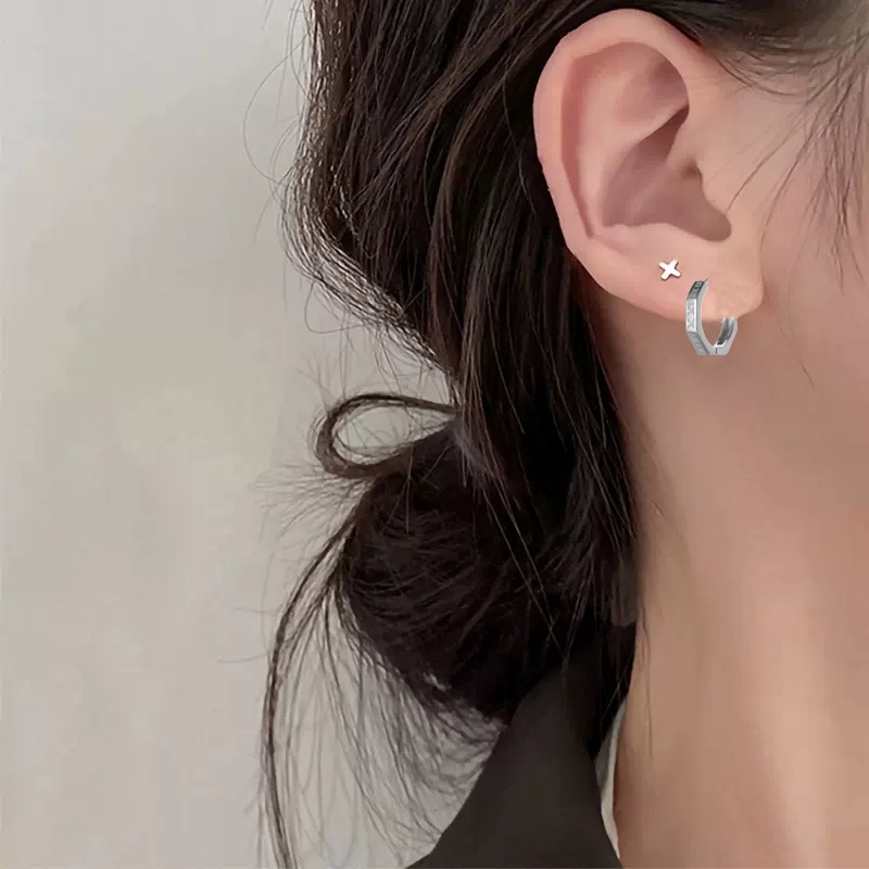 Roselife Unisex Keren Fashion S925 Perak Angka Romawi Anting Hoop Untuk Pria Wanita Bergaya Geometris Lingkaran Anting Bulat Gaya Punk Unisex Perhiasan Telinga 1pasang