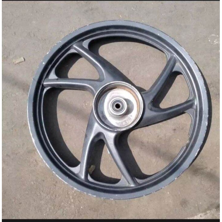 velg pelek racing belakang Honda Revo lama apsolutt REVO Copotan