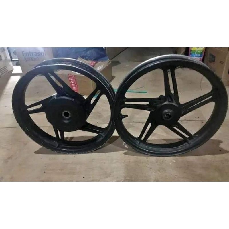 velg/pelk standar depan belakang Honda Beat 2016-2020. original dan harga bersahabat.