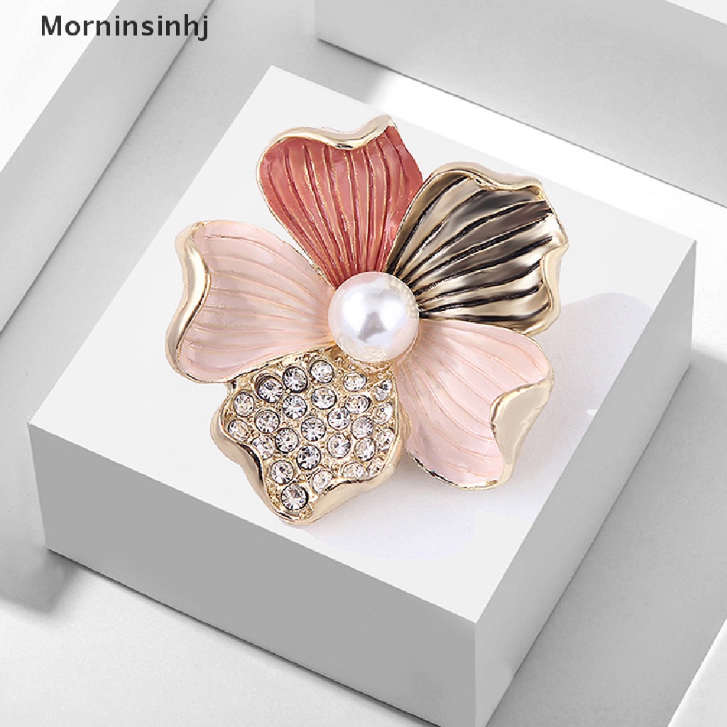 Mornin Fashion Kristal Berlian Imitasi Mutiara Bunga Bros Pin Wanita Gadis Anti-exposure Brooch id