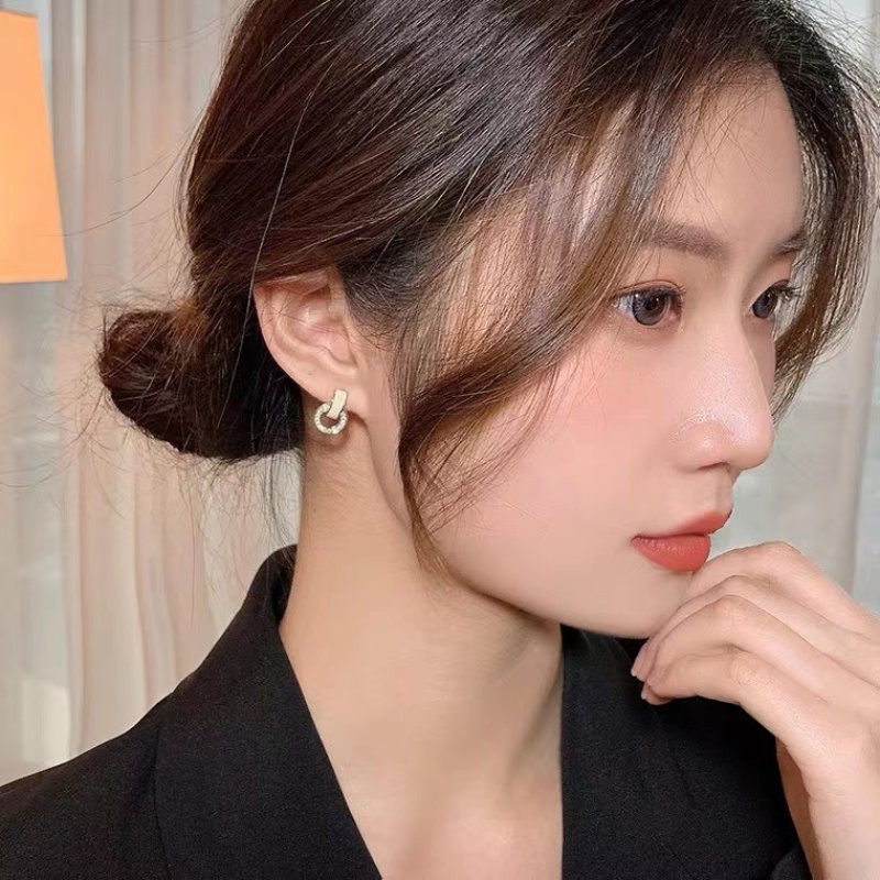 Gaya Jepang Dan Korea Asli Desain Rasa Serbaguna Lingkaran Anting Cahaya Perhiasan Fashion Mewah Manis Perhiasan Hati